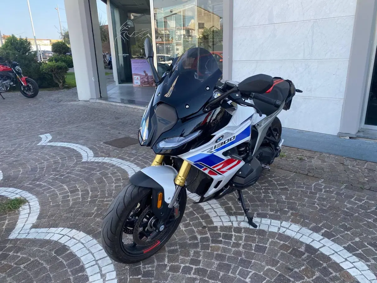 Bmw R 1300 RS (2026) (4)