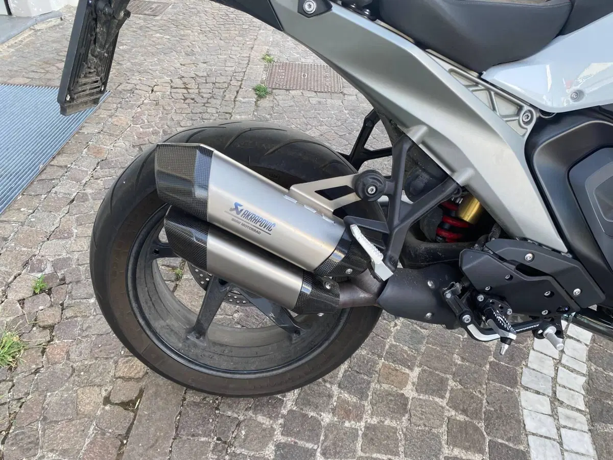 Bmw R 1300 RS (2026) (8)