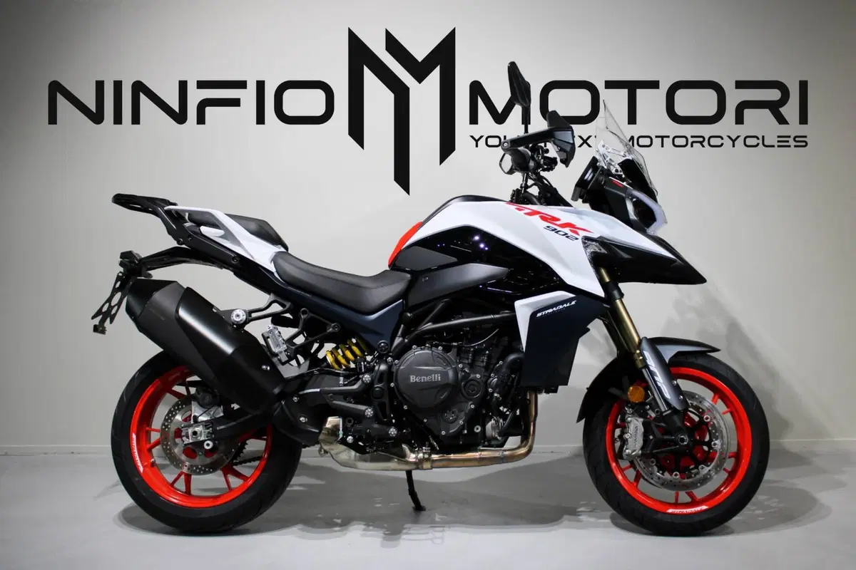 Benelli TRK 902 Stradale (2026)