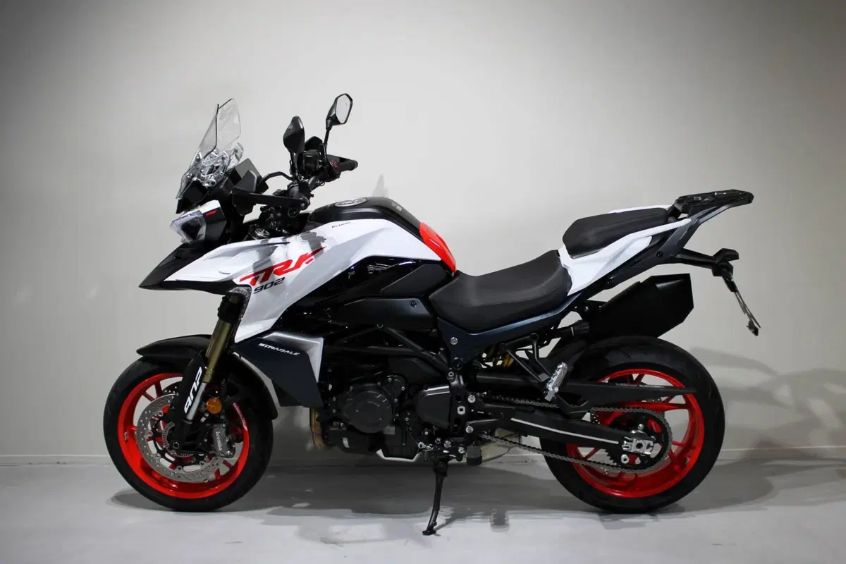 Benelli TRK 902 Stradale (2026) (4)