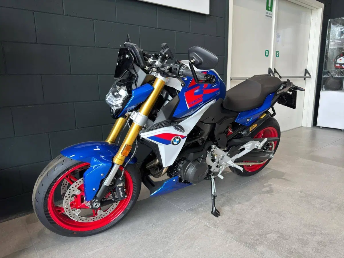 Bmw F 900 R (2025 - 27) (2)