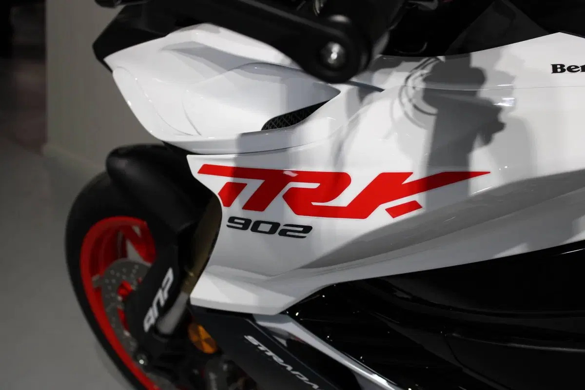 Benelli TRK 902 Stradale (2026) (8)
