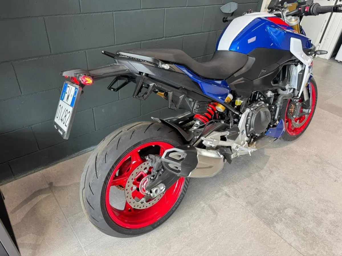 Bmw F 900 R (2025 - 27) (8)