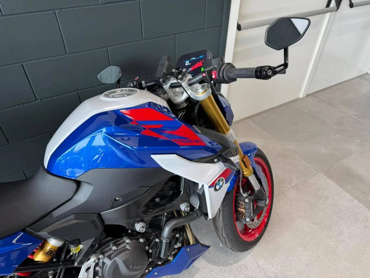 Bmw F 900 R (2025 - 27) (9)
