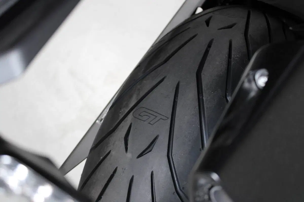 Benelli TRK 902 Stradale (2026) (9)