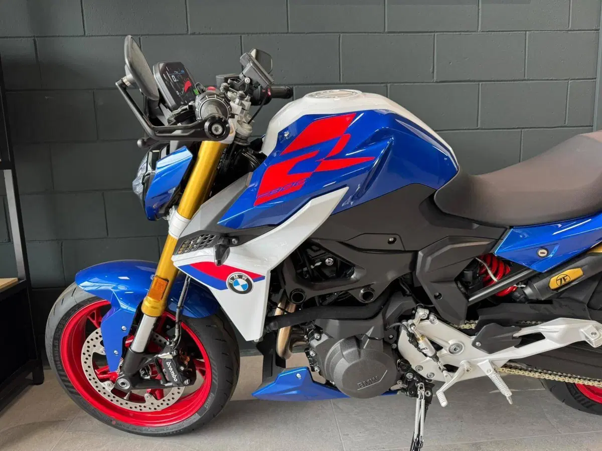 Bmw F 900 R (2025 - 27) (13)