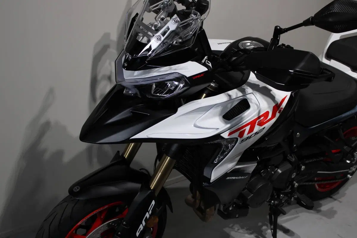 Benelli TRK 902 Stradale (2026) (10)