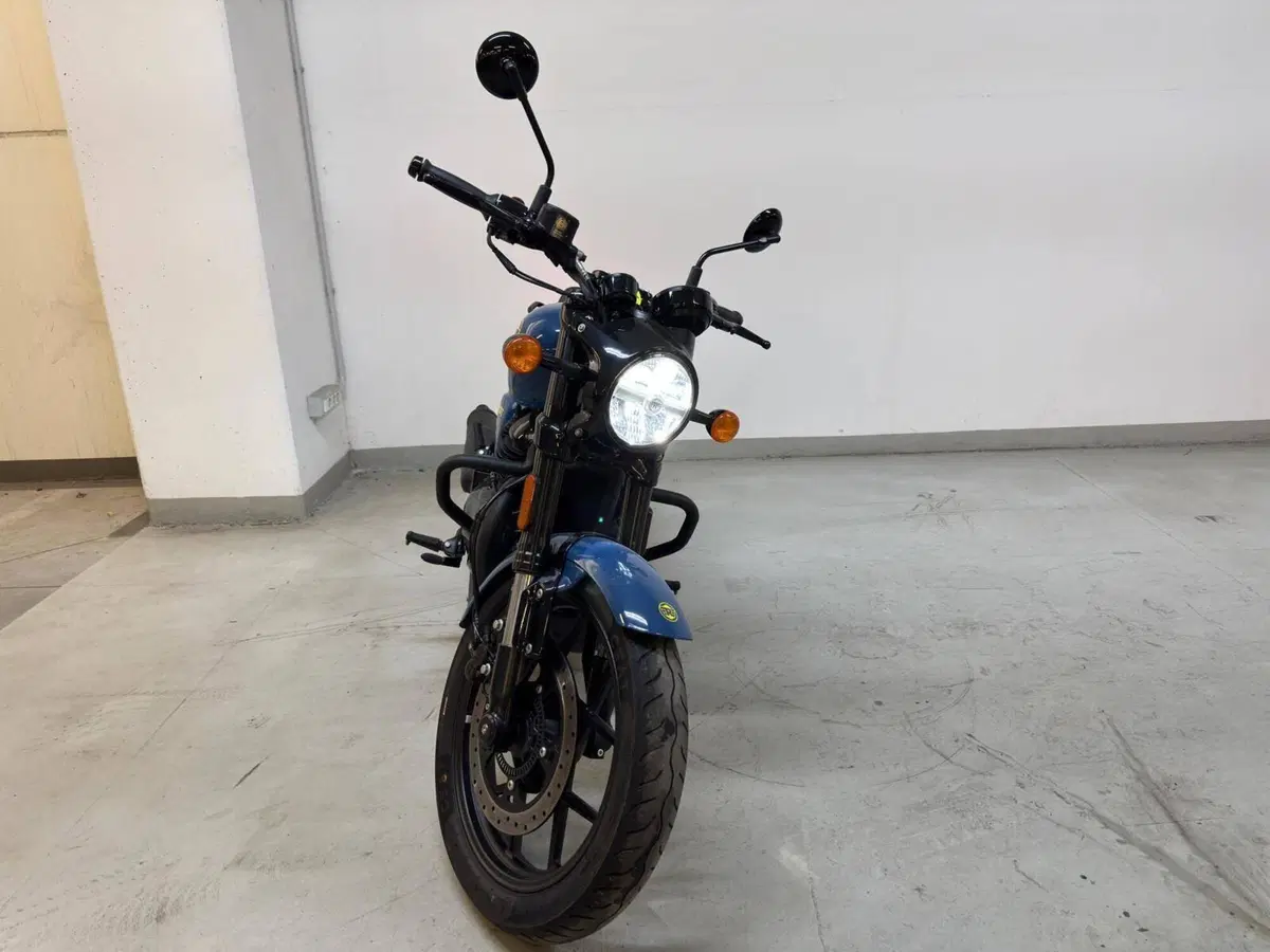 Royal Enfield Shotgun 650 (2024 - 26) (3)