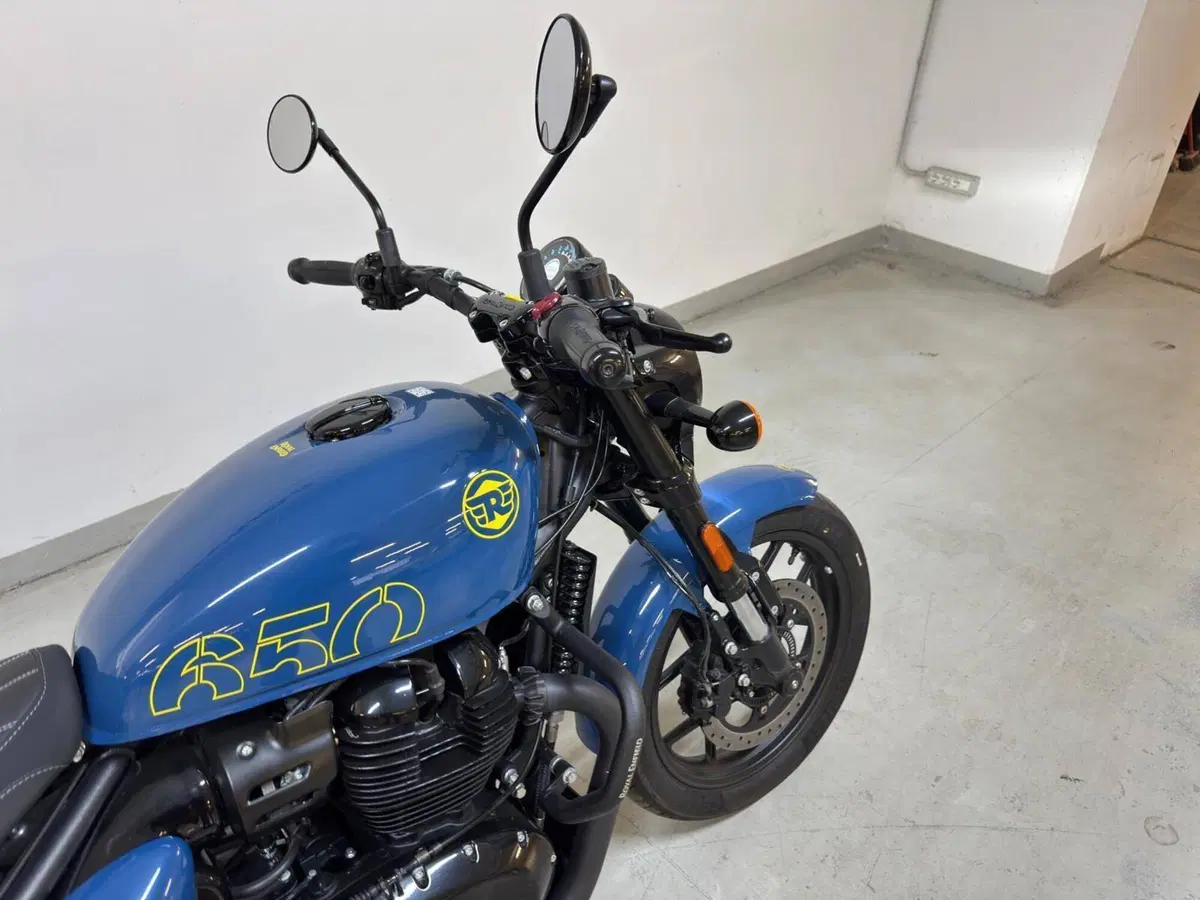 Royal Enfield Shotgun 650 (2024 - 26) (9)