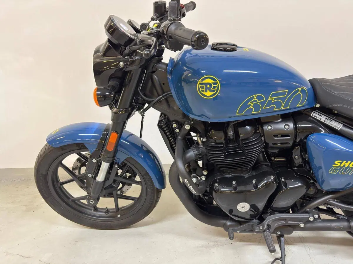 Royal Enfield Shotgun 650 (2024 - 26) (13)