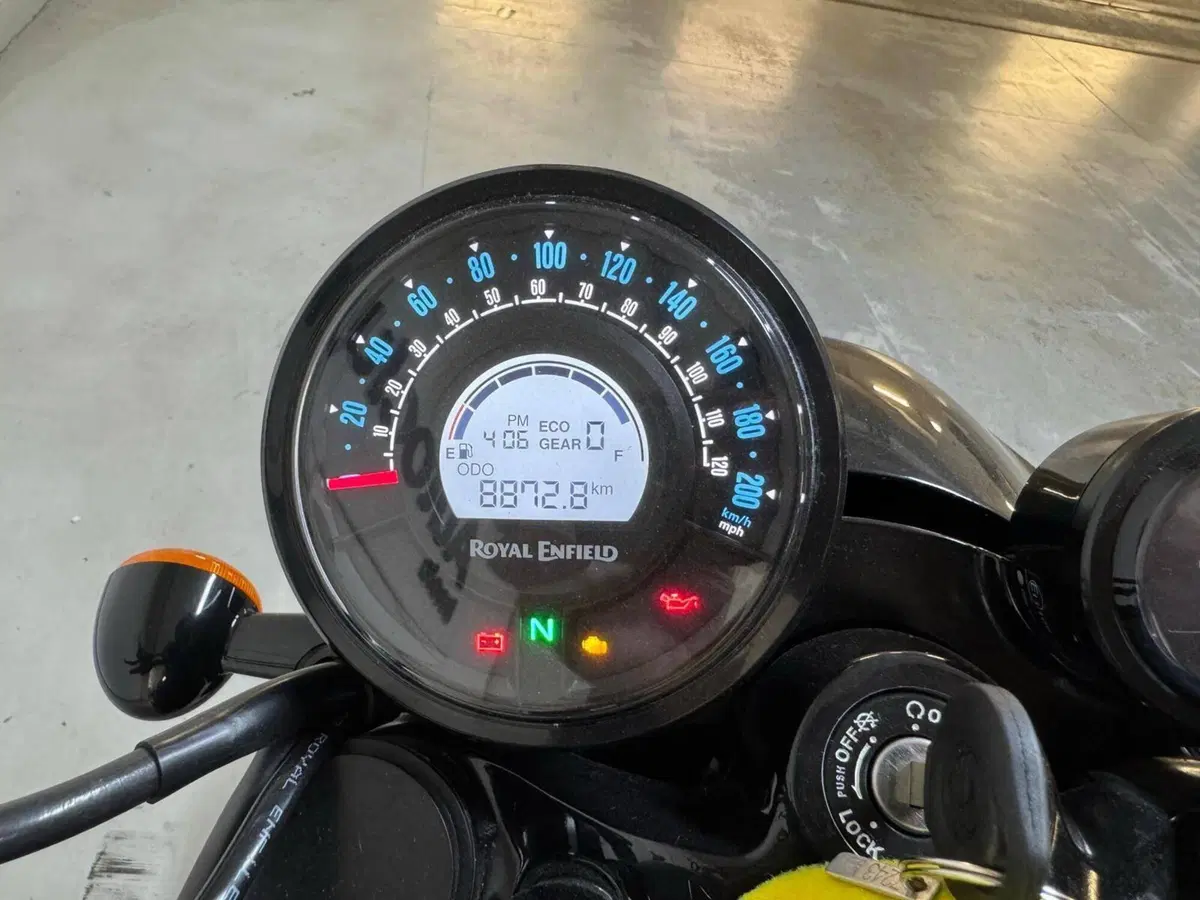 Royal Enfield Shotgun 650 (2024 - 26) (15)