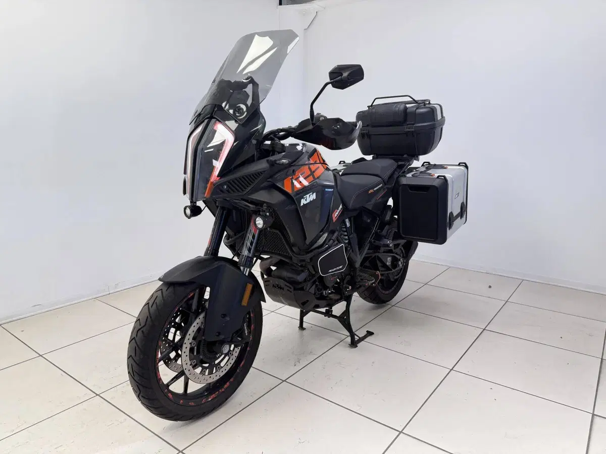 KTM 1290 Super Adventure S (2017 - 20) (2)