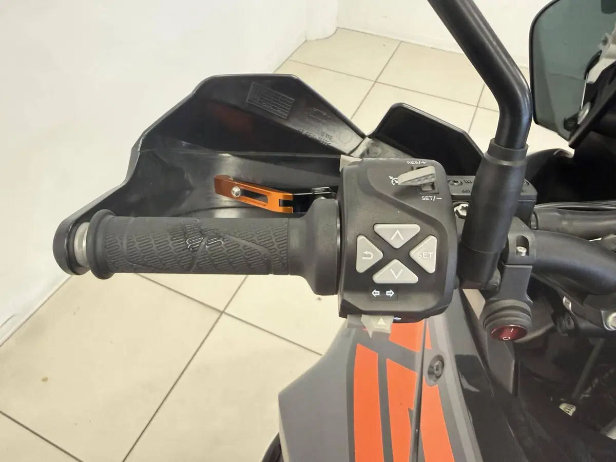 KTM 1290 Super Adventure S (2017 - 20) (10)