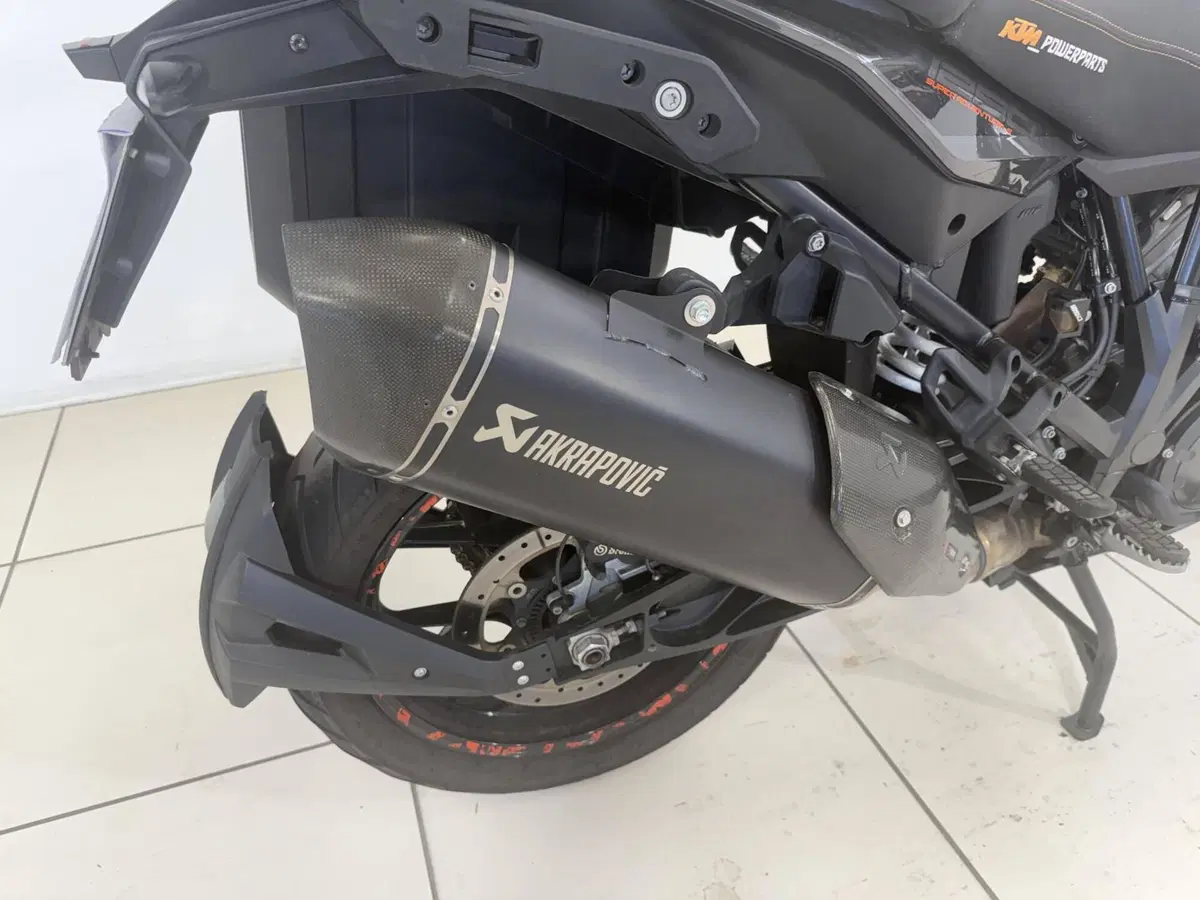 KTM 1290 Super Adventure S (2017 - 20) (12)
