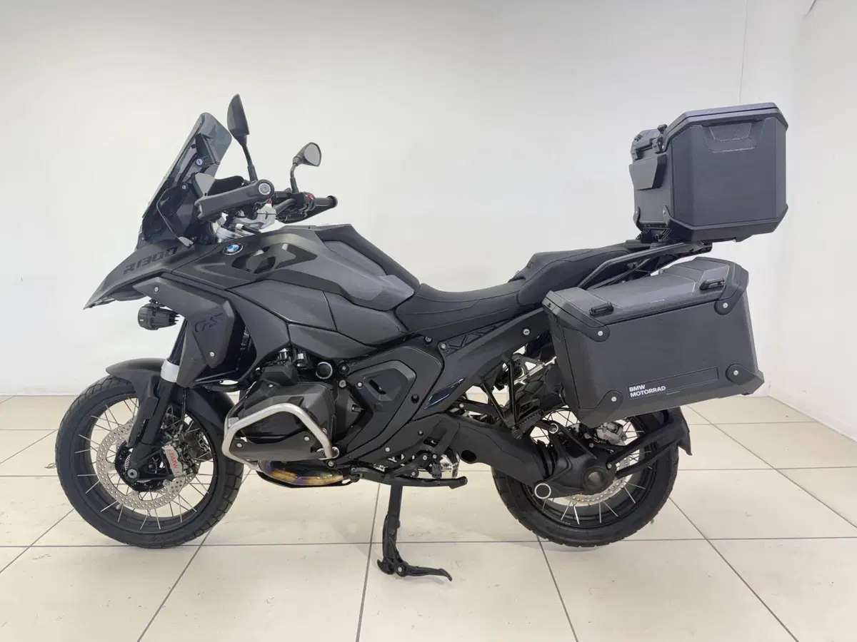 Bmw R 1300 GS Triple Black (2023 - 26) (5)