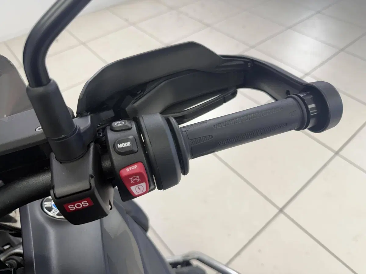 Bmw R 1300 GS Triple Black (2023 - 26) (11)