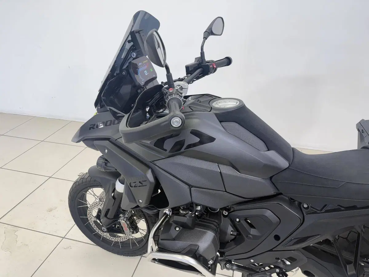 Bmw R 1300 GS Triple Black (2023 - 26) (18)
