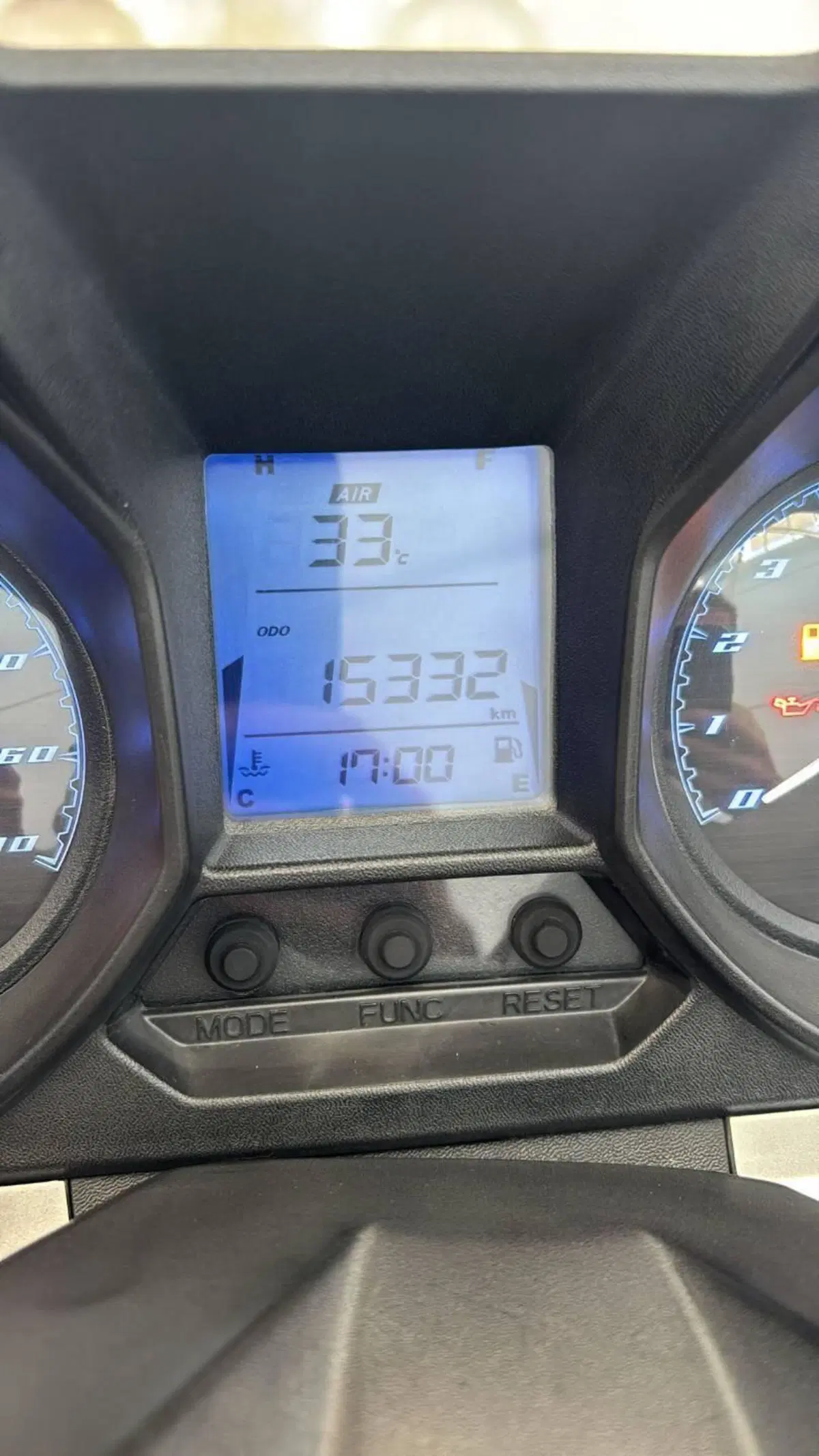 Kymco Downtown 350i ABS (2016 - 20) (14)