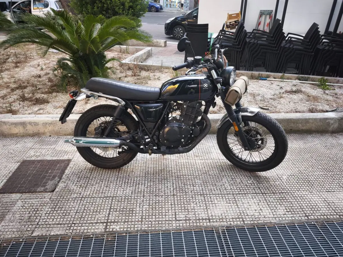 Brixton Motorcycles Cromwell 250 (2021 - 25) (3)