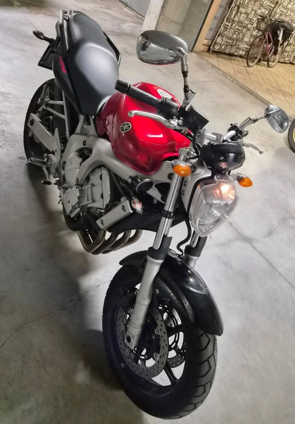 Yamaha FZ6 (2004 - 07) (6)