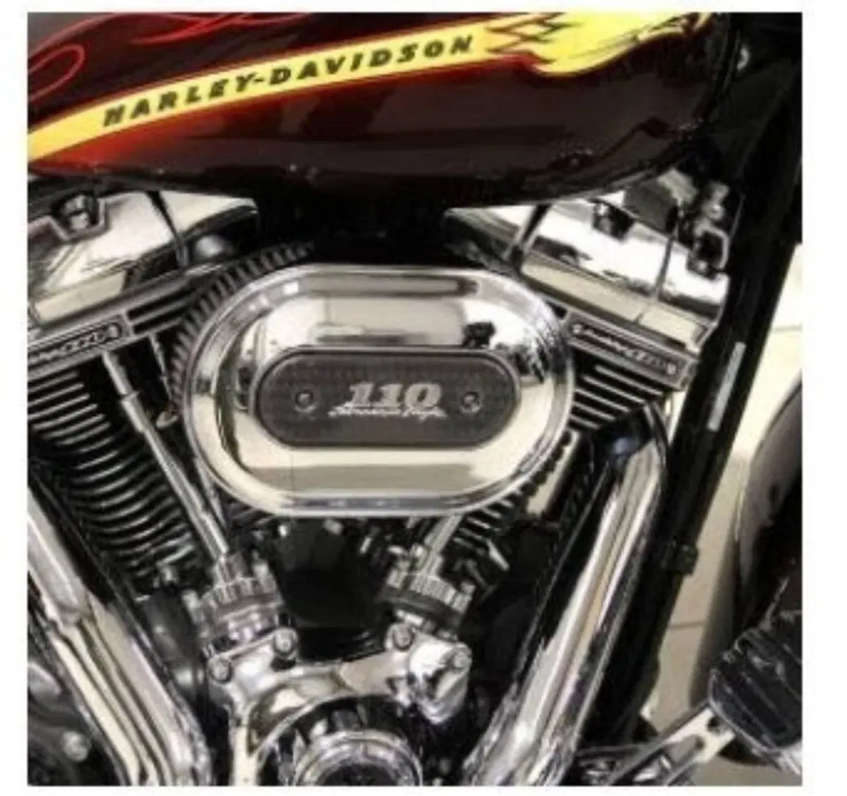 Harley-Davidson 1800 Street Glide (2010 - 11) - FLHXSE (2)