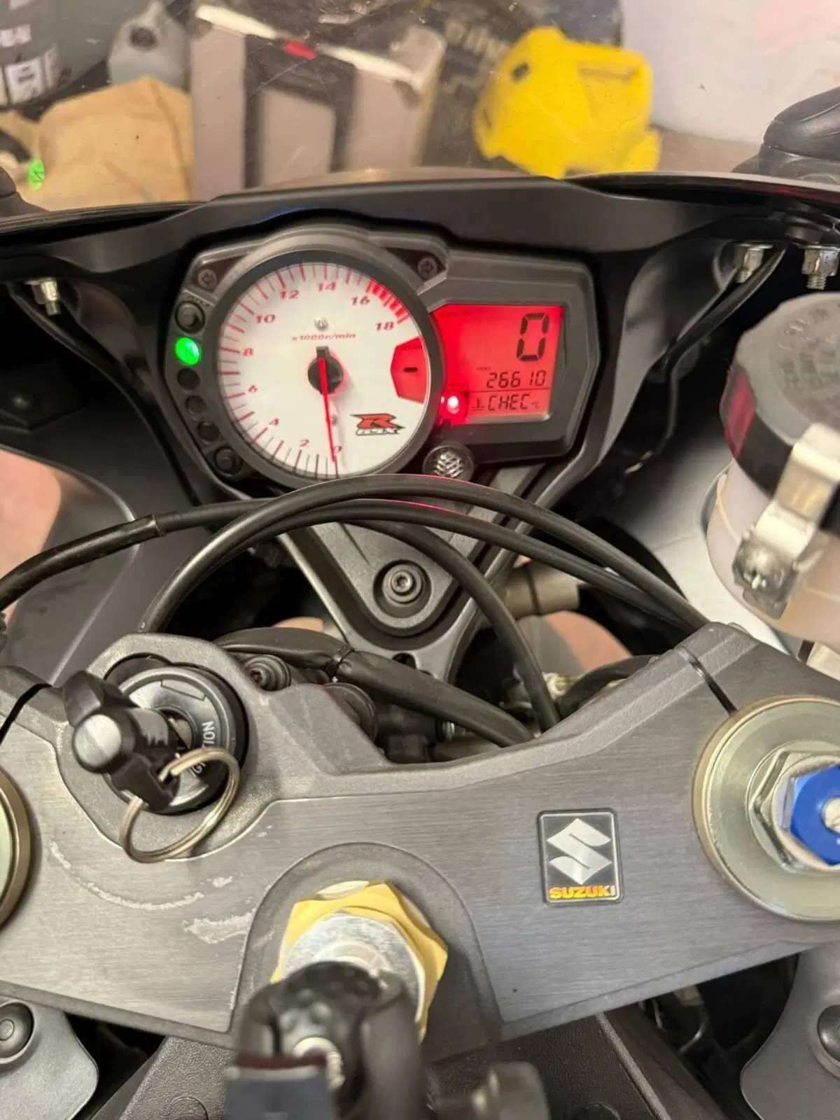 Suzuki GSX R 600 (2006 - 07) (3)