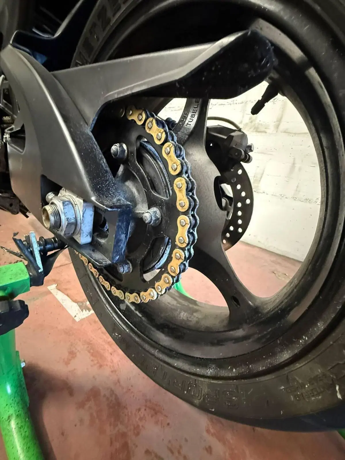 Suzuki GSX R 600 (2006 - 07) (10)