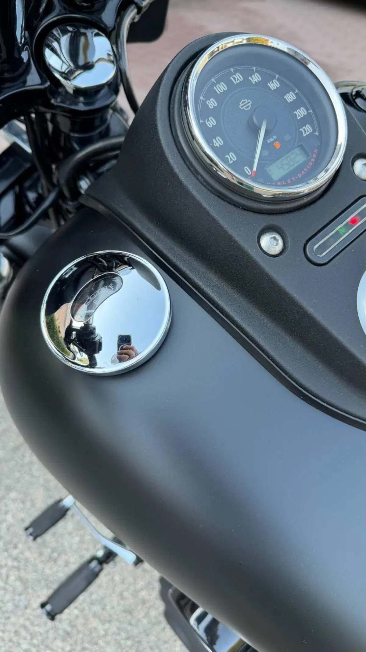 Harley-Davidson 1690 Street Bob Special (2015 - 16) - FXDB (11)