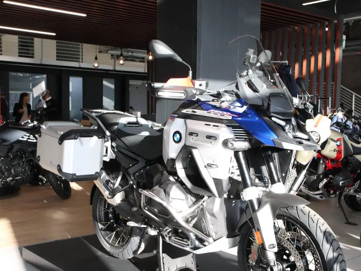 Bmw R 1300 GS Adventure Trophy (2025 - 26) (2)