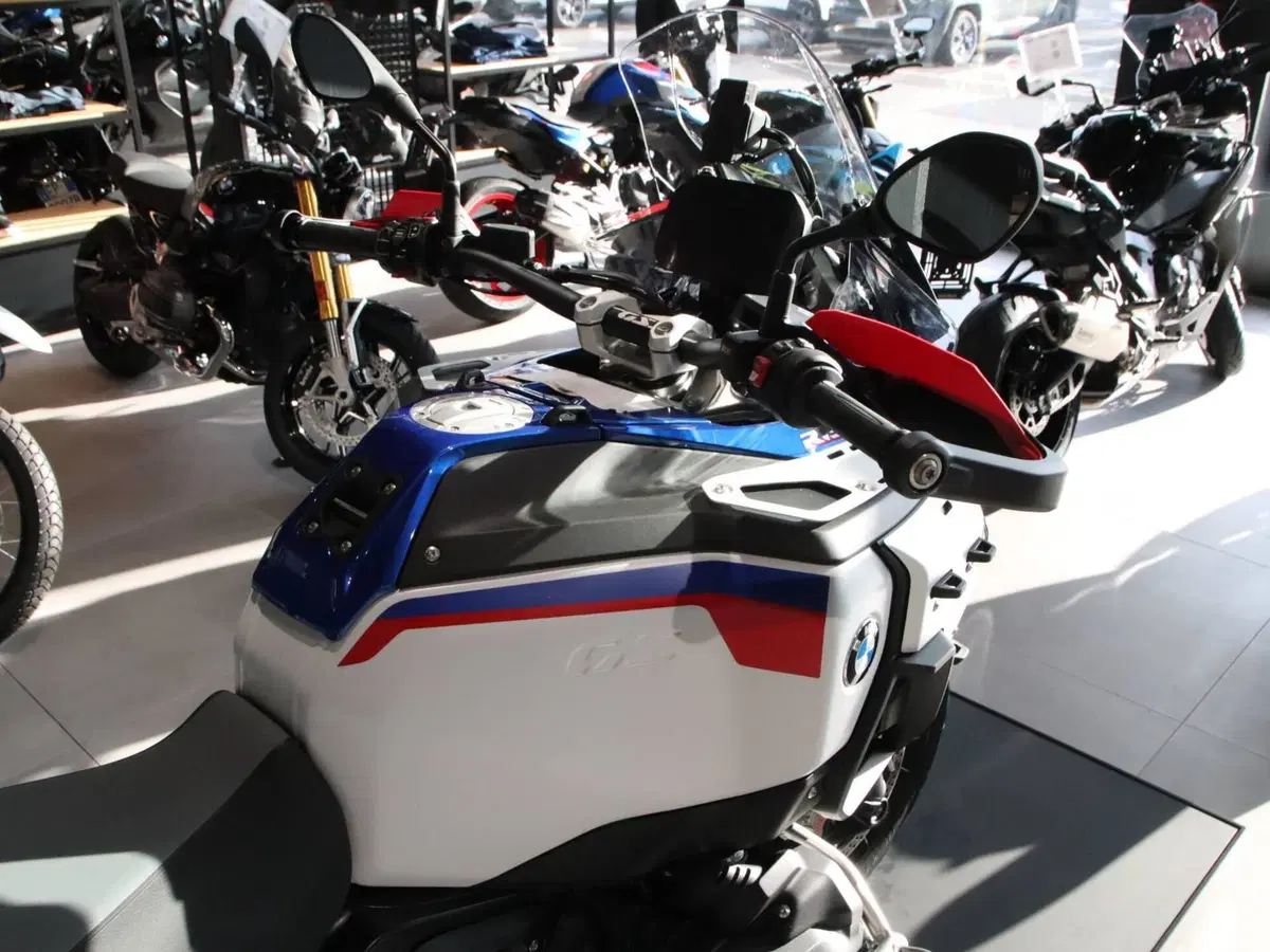 Bmw R 1300 GS Adventure Trophy (2025 - 26) (6)