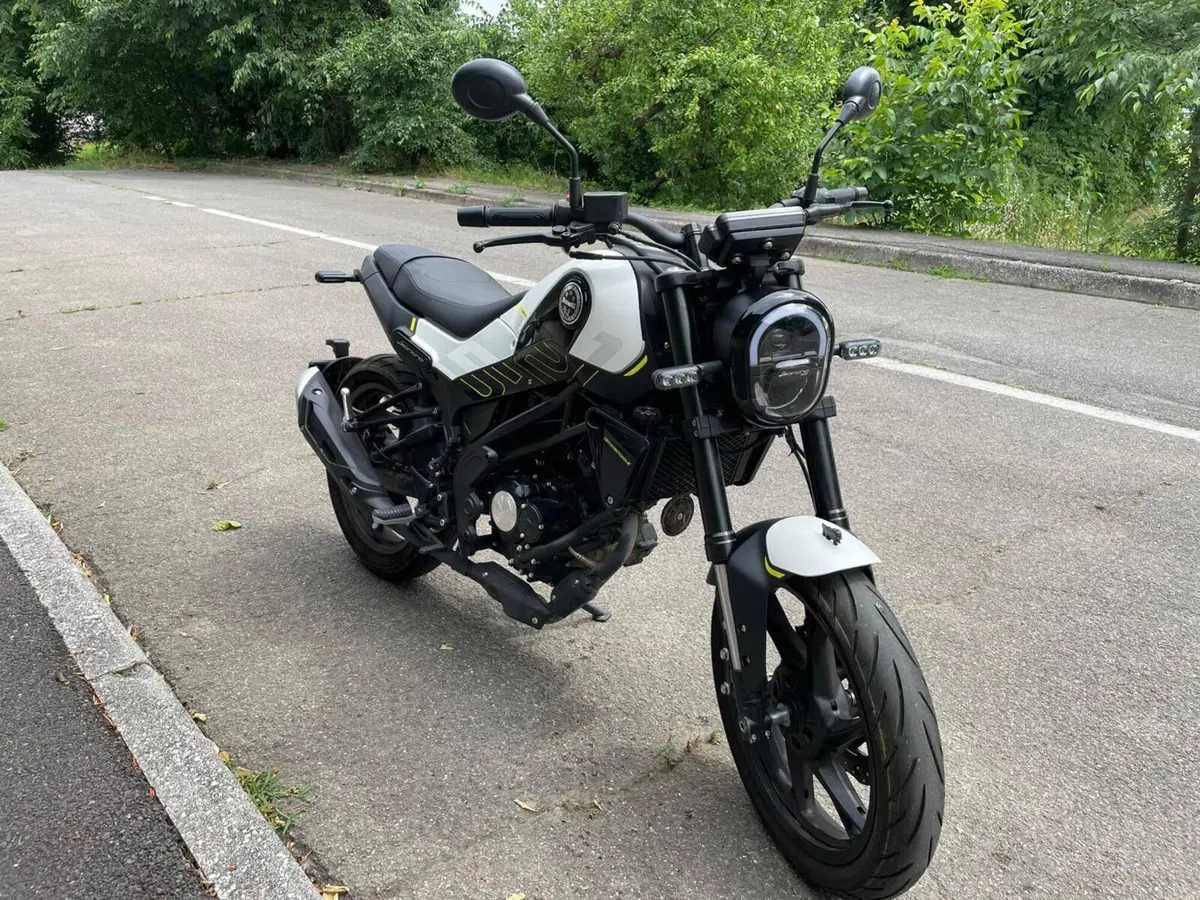Benelli Leoncino 125 (2022 - 25) (3)