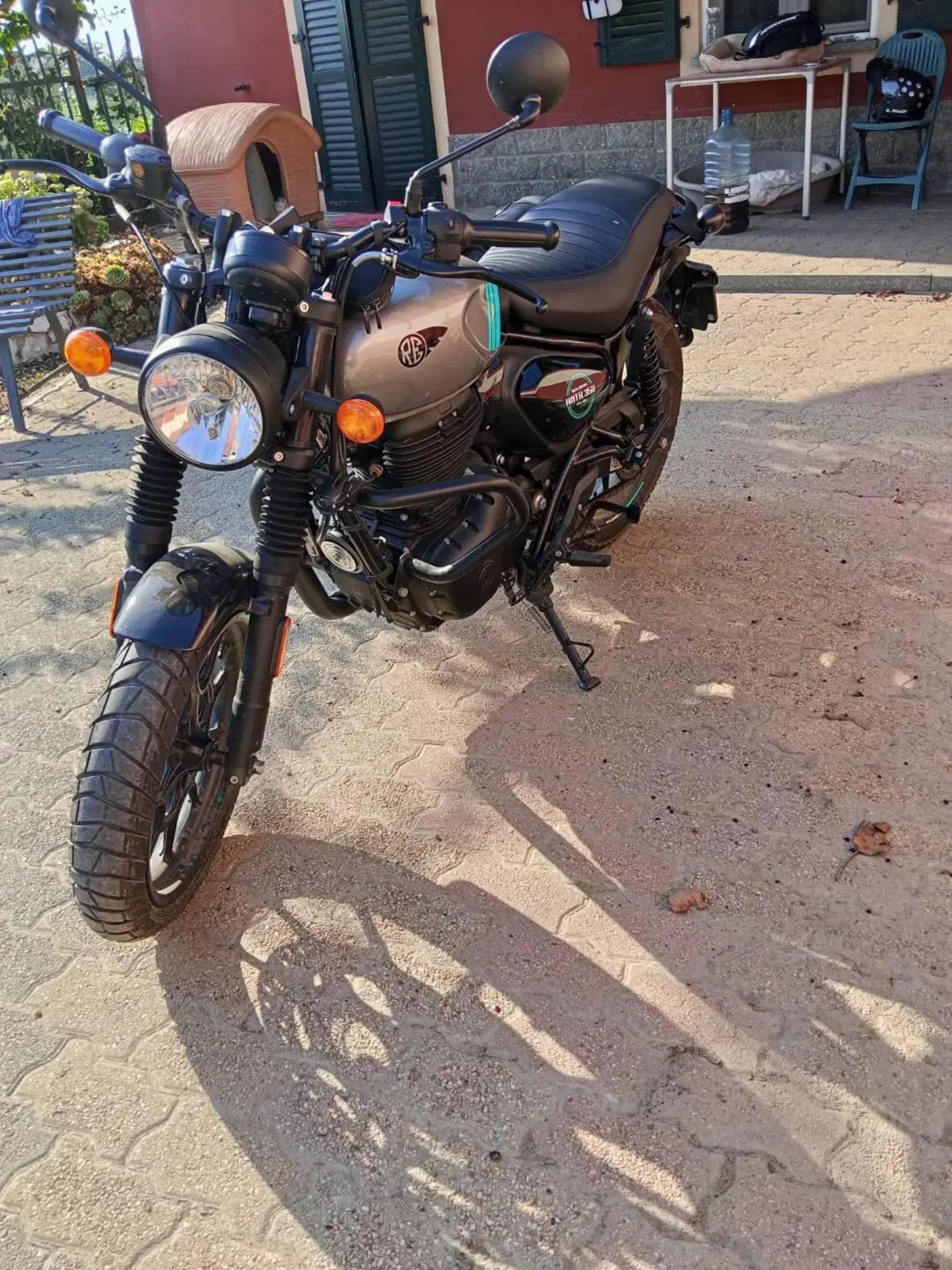 Royal Enfield HNTR 350 (2022 - 26) (8)