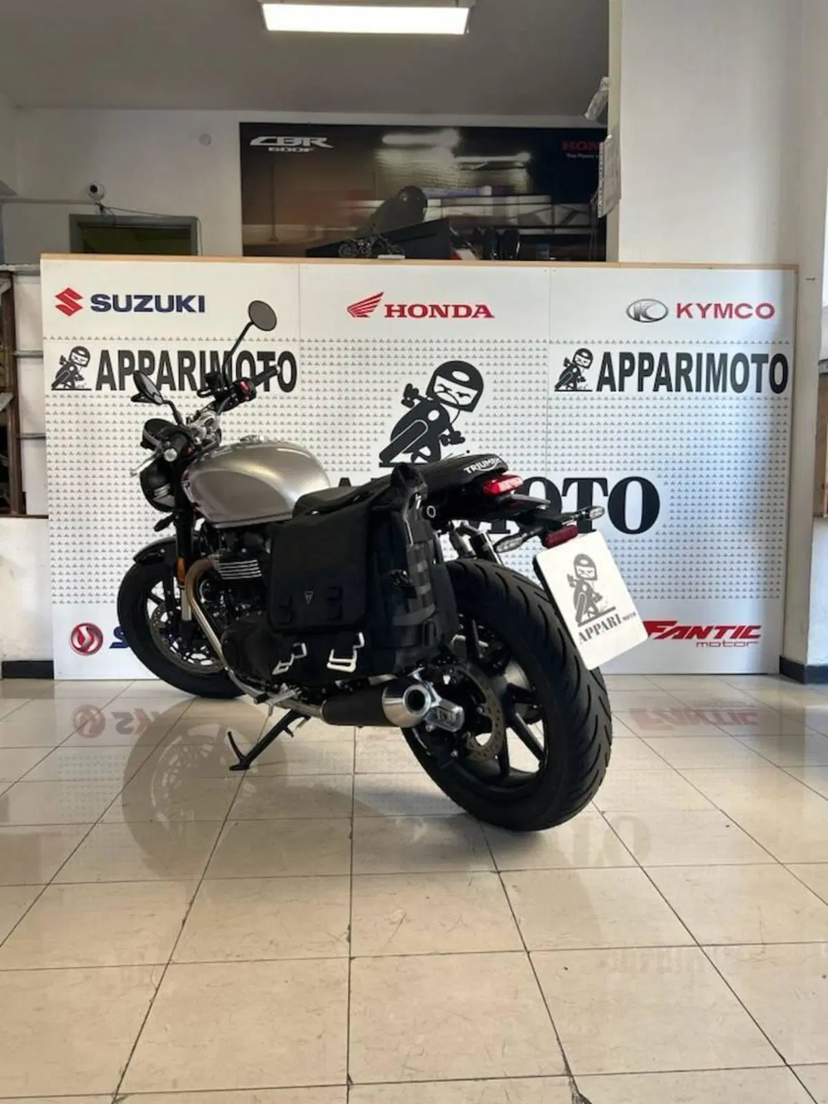 Triumph Speed Twin 900 (2025 - 26) (5)