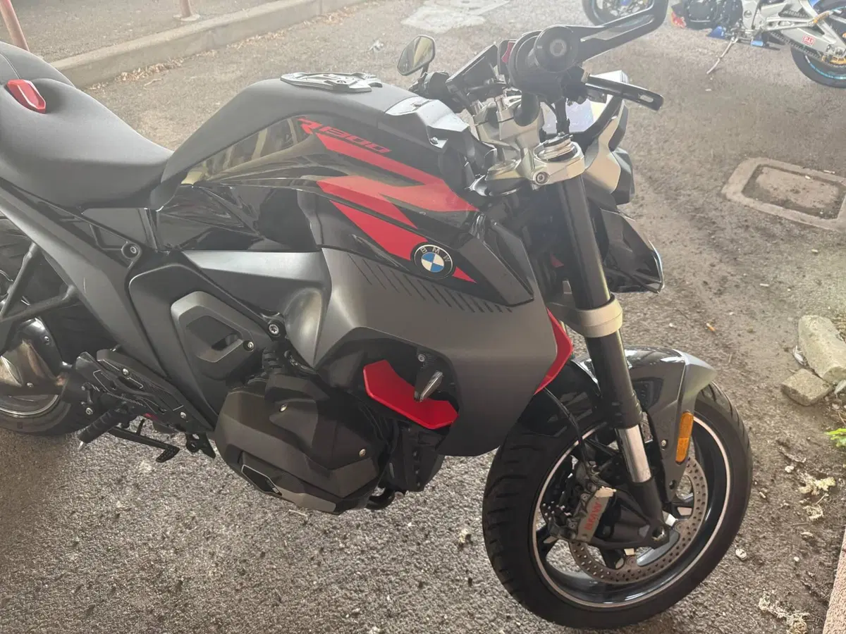 Bmw R 1300 R (2026 - 27) (5)