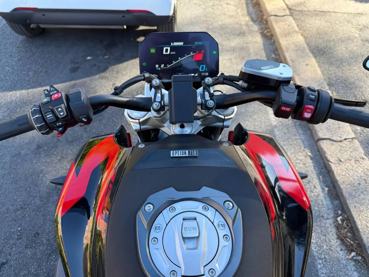 Bmw R 1300 R (2026 - 27) (6)