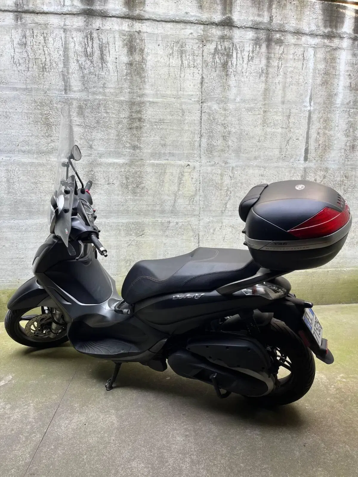 Piaggio Beverly 350 SportTouring ie ABS (2011 - 17) (2)