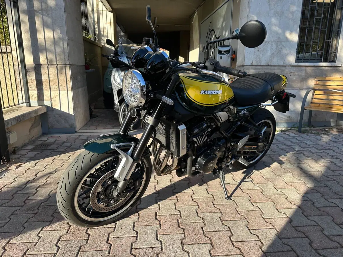 Kawasaki Z 900 RS (2022 - 25) (4)