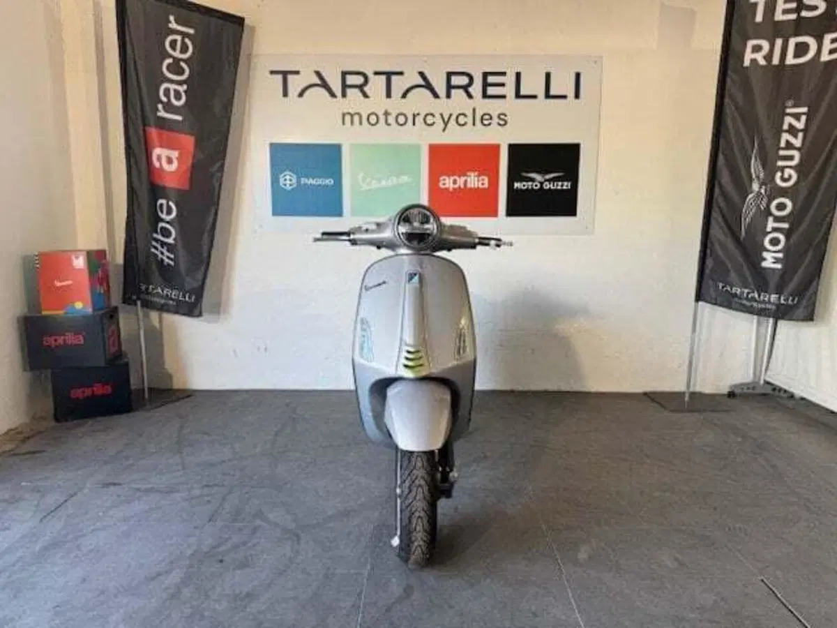 Vespa Primavera Elettrica 70 Tech (2024 - 26) (3)