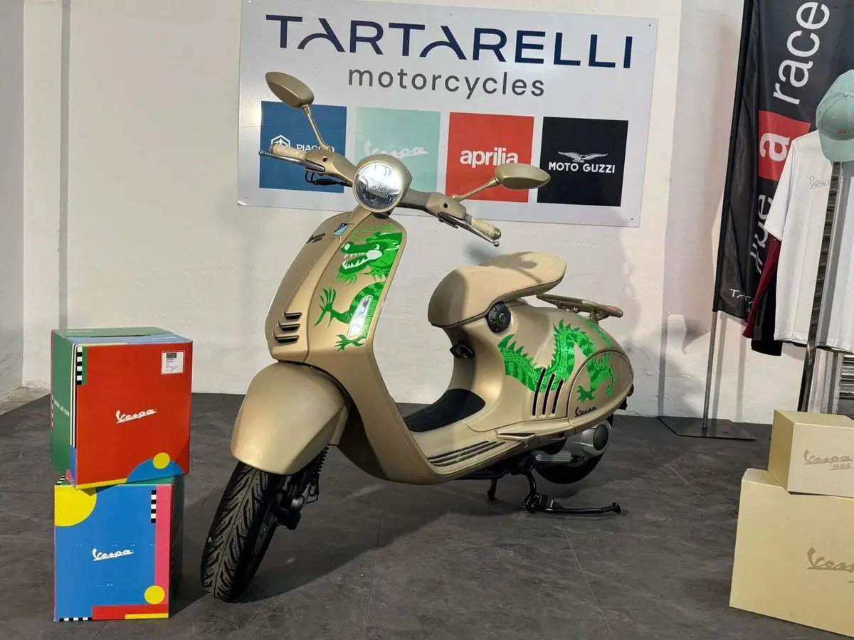 Vespa Vespa 946 Dragon 125 (2024) (2)