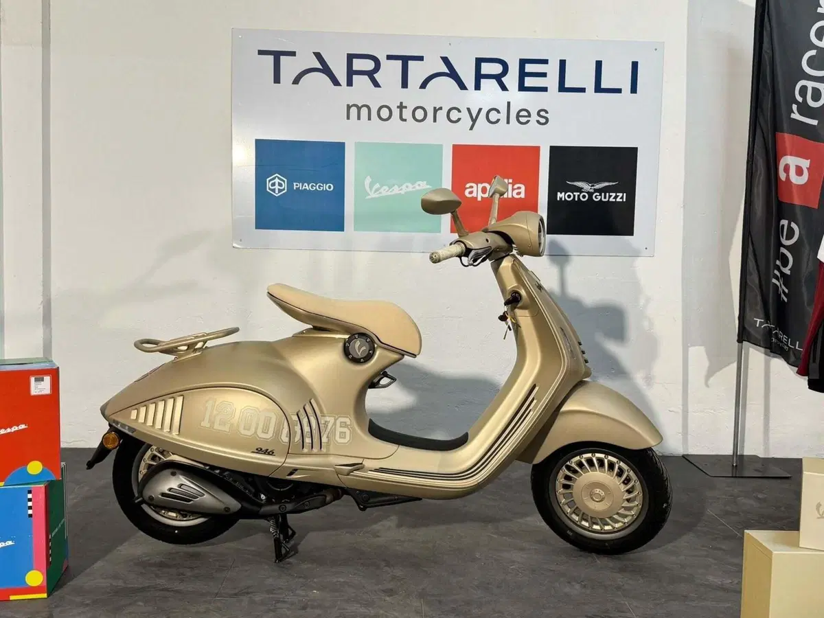 Vespa Vespa 946 Dragon 125 (2024) (4)