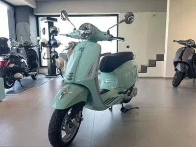 Vespa Primavera 150 (2026) nuova