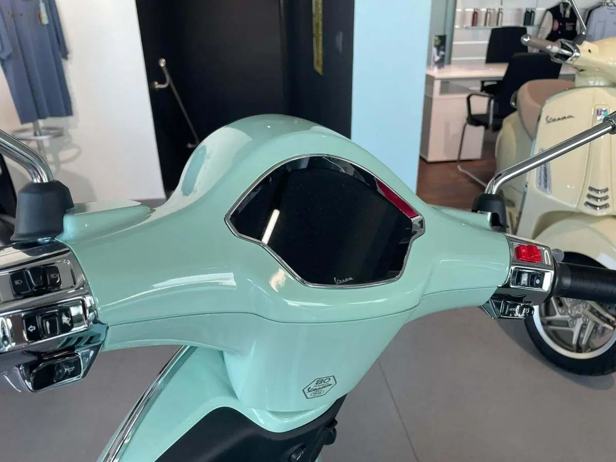 Vespa Primavera 150 (2026) (4)