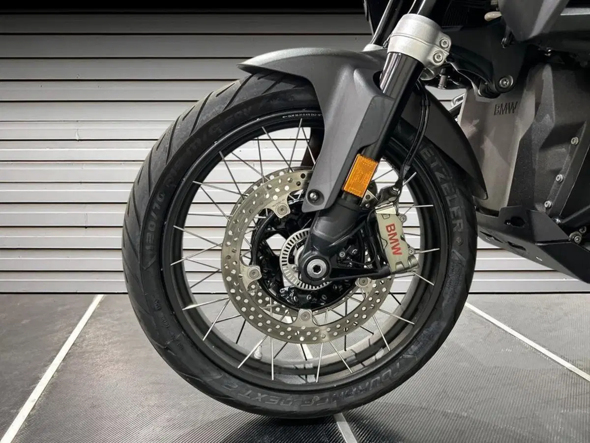 Bmw R 1300 GS Adventure (2025 - 26) (15)