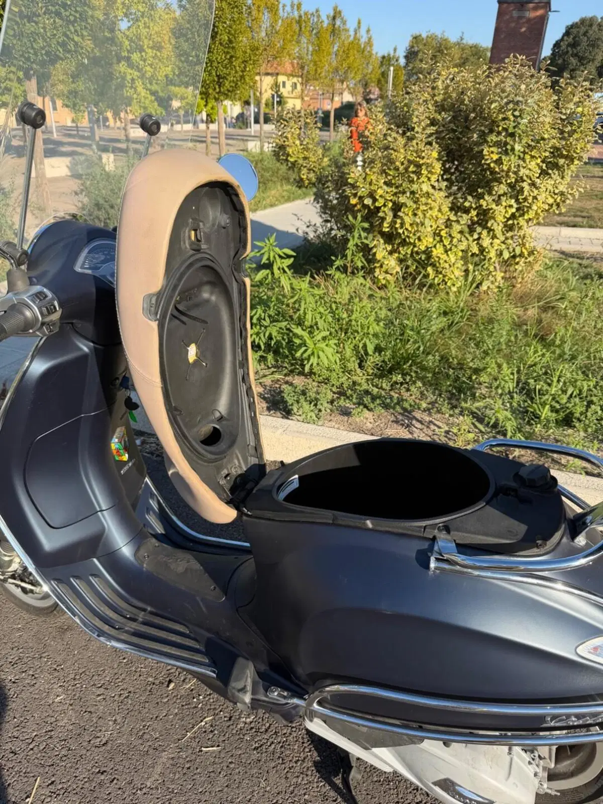Vespa Primavera 125 3V i-get ABS (2017 - 18) (4)