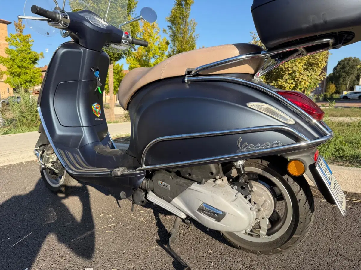 Vespa Primavera 125 3V i-get ABS (2017 - 18) (10)