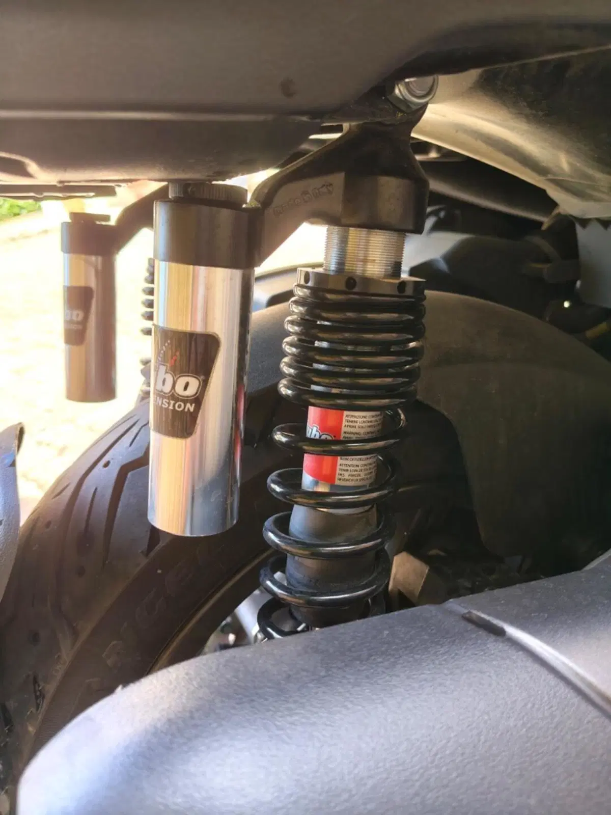 Piaggio MP3 530 Hpe Exclusive (2025 - 26) (6)