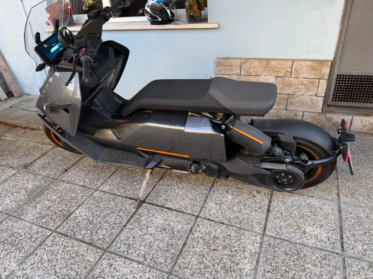 Bmw CE 04 (2021 - 25)