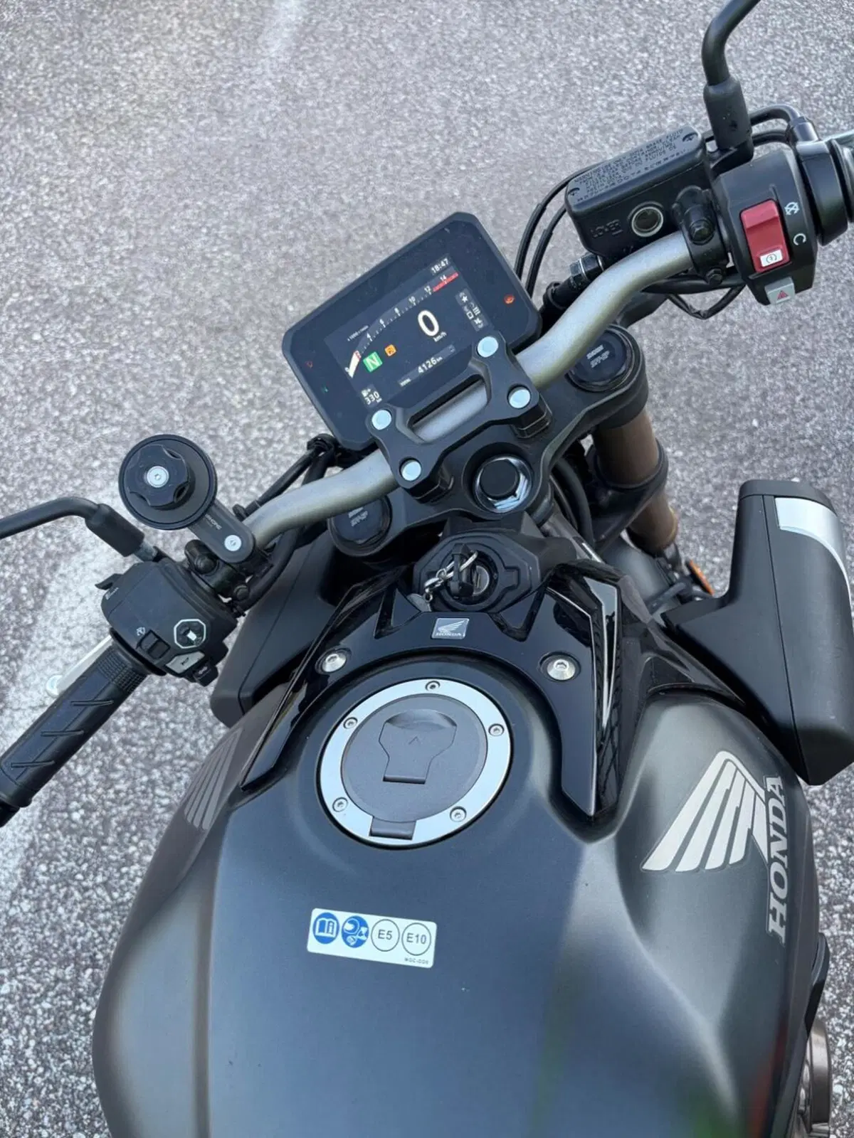 Honda CB 650 R (2024 - 25) (4)