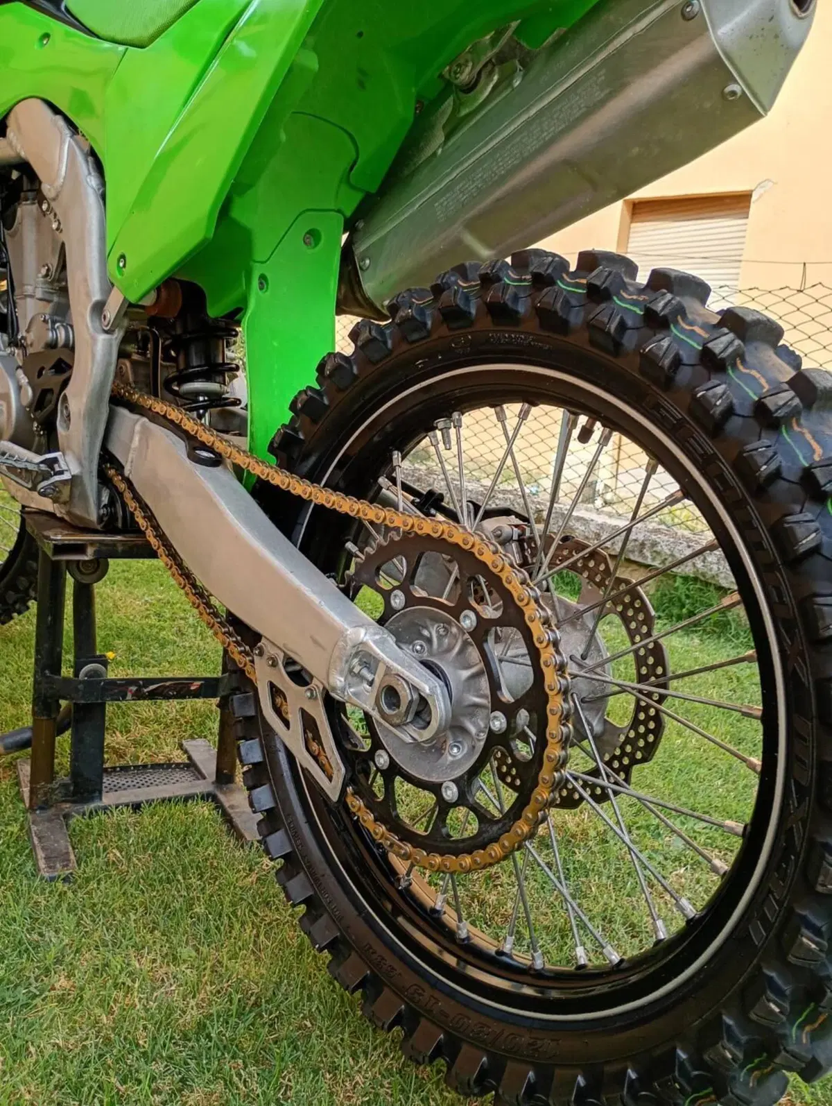 Kawasaki KX450 (2025) (13)