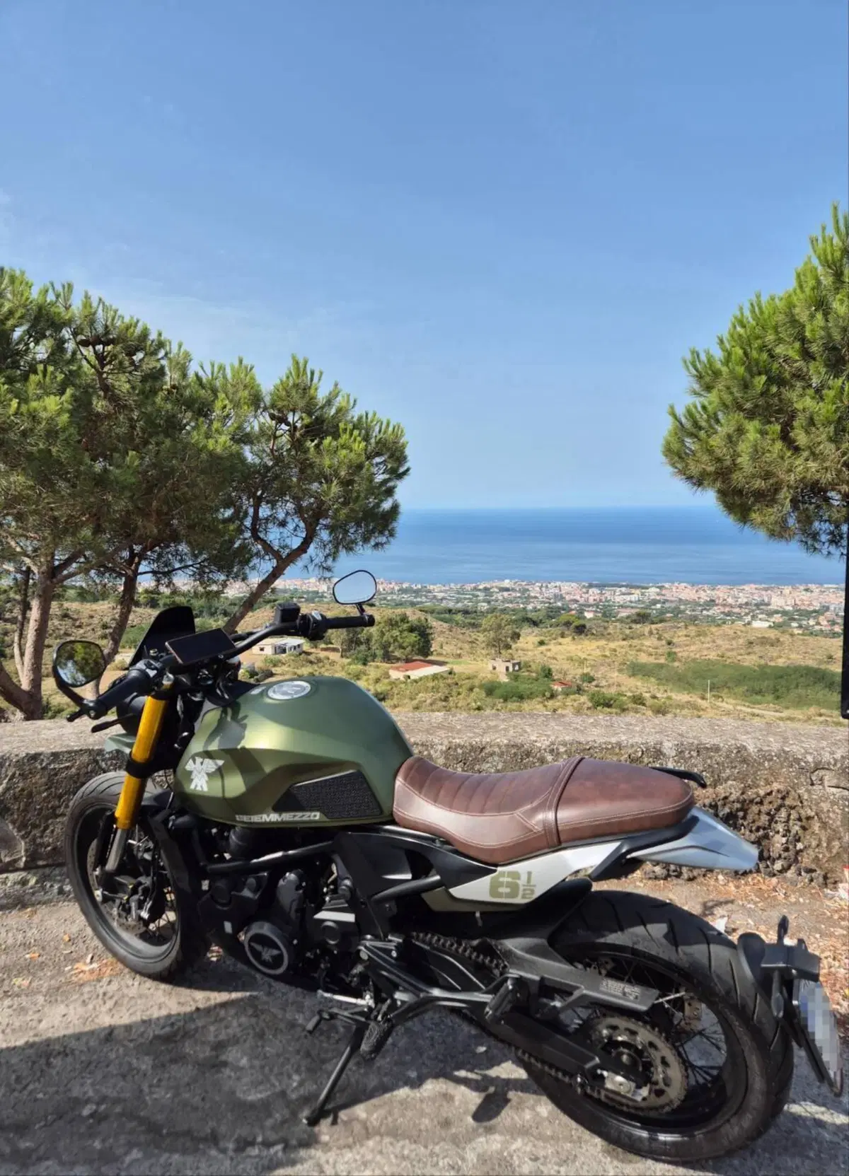 Moto Morini SEIEMMEZZO SCR (2022 - 26) (3)